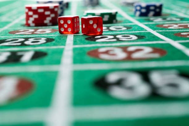 Play'n GO slot game interface showing symbol combinations and payout display